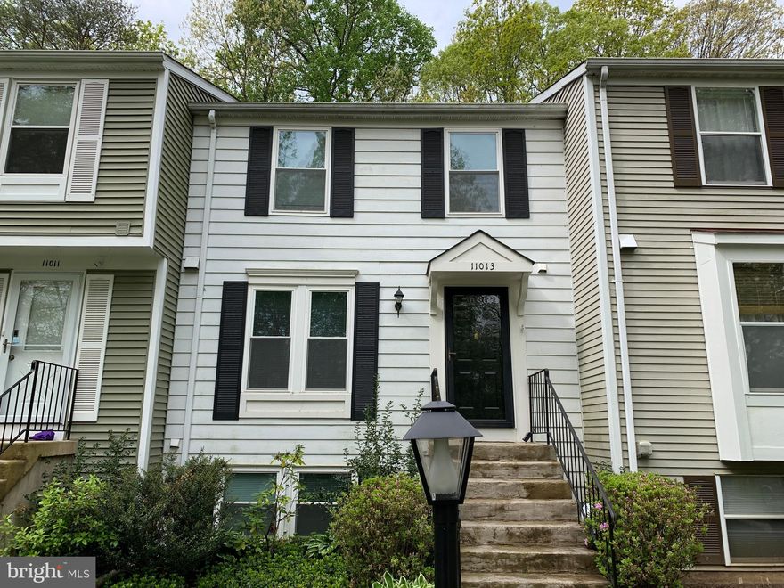 3BR/1.5BA ready for immediate June 1 occupancy! Walk to South Lakes Shopping Center & Silver Line Metro! Less than 3 miles to Reston Town Center! Walkup basement! 2 assigned parking spaces in front! W&OD Trail next to community! Rent covers grass cutting! Won't last! Call for your private showing today!