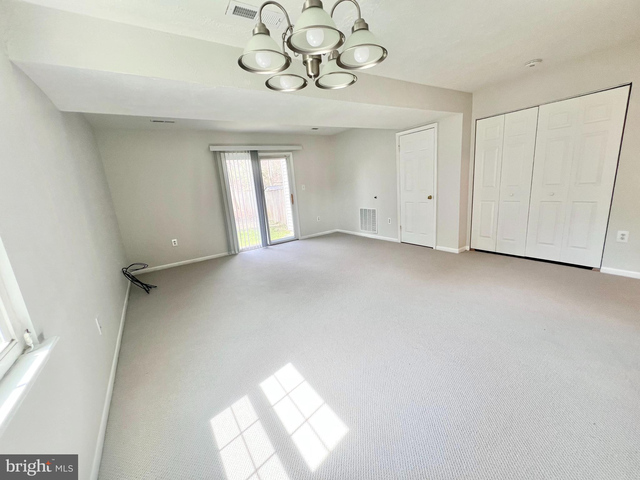 WEDGEWOOD FOREST - Residential Lease