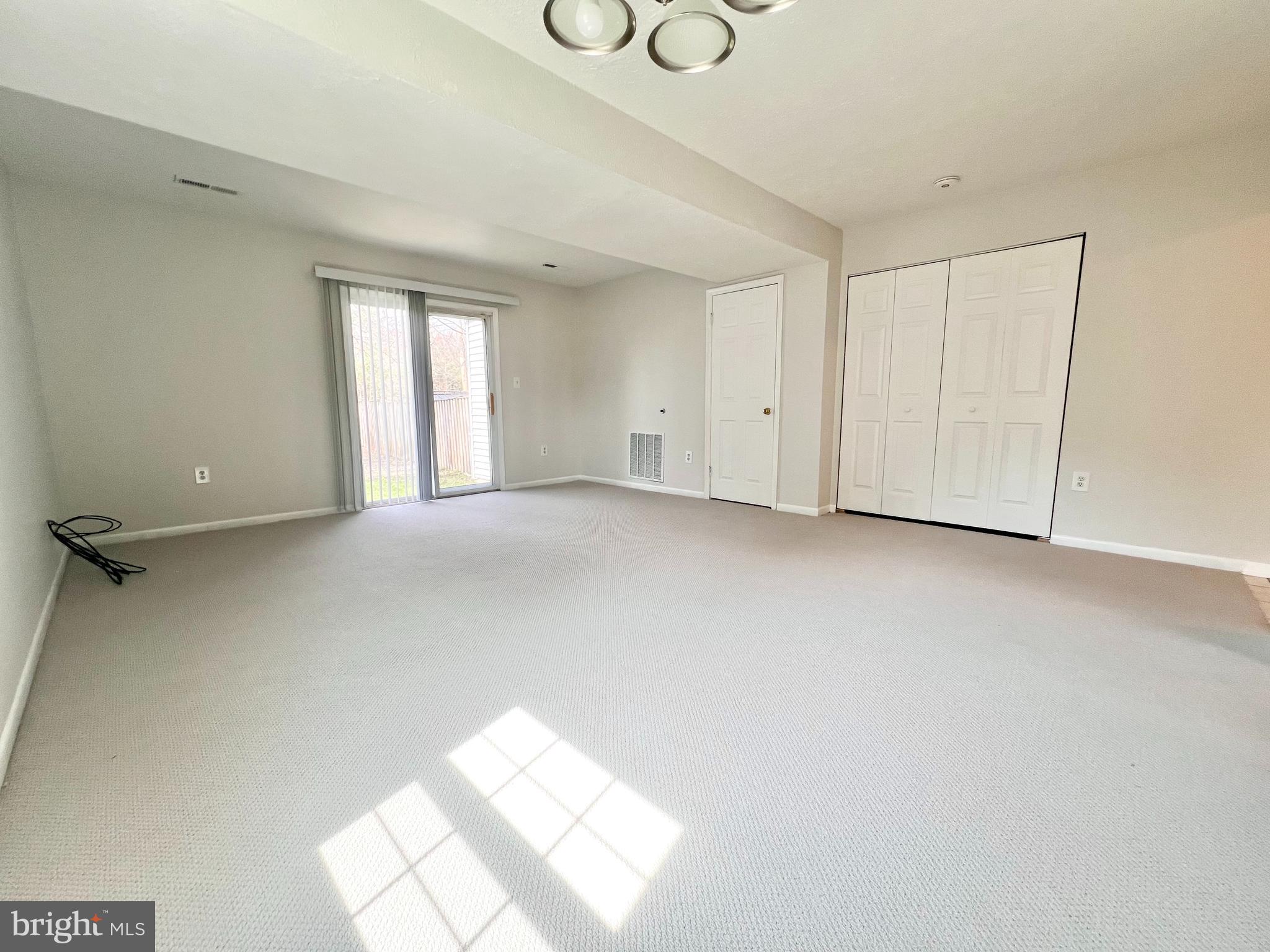 WEDGEWOOD FOREST - Residential Lease