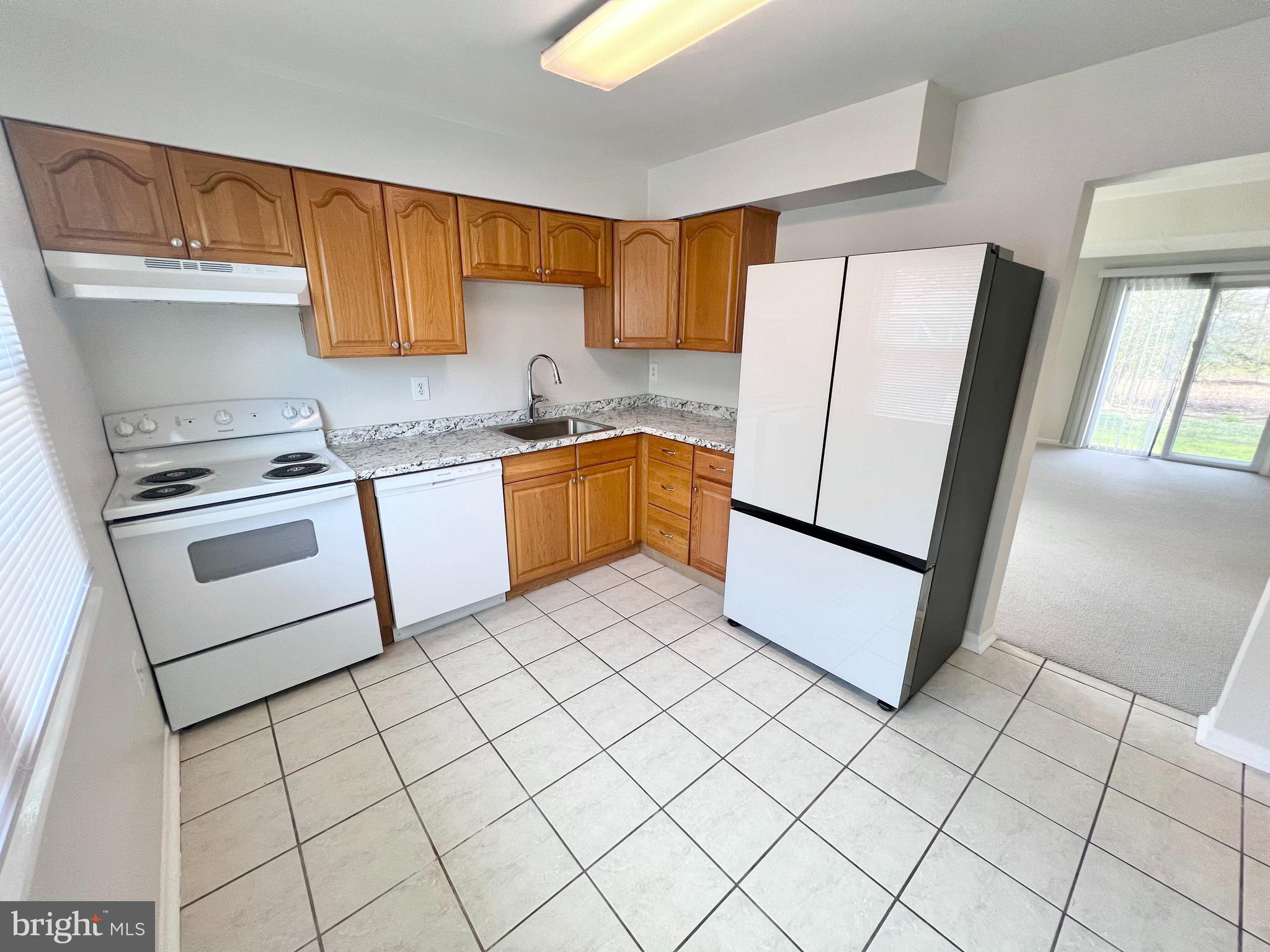 WEDGEWOOD FOREST - Residential Lease