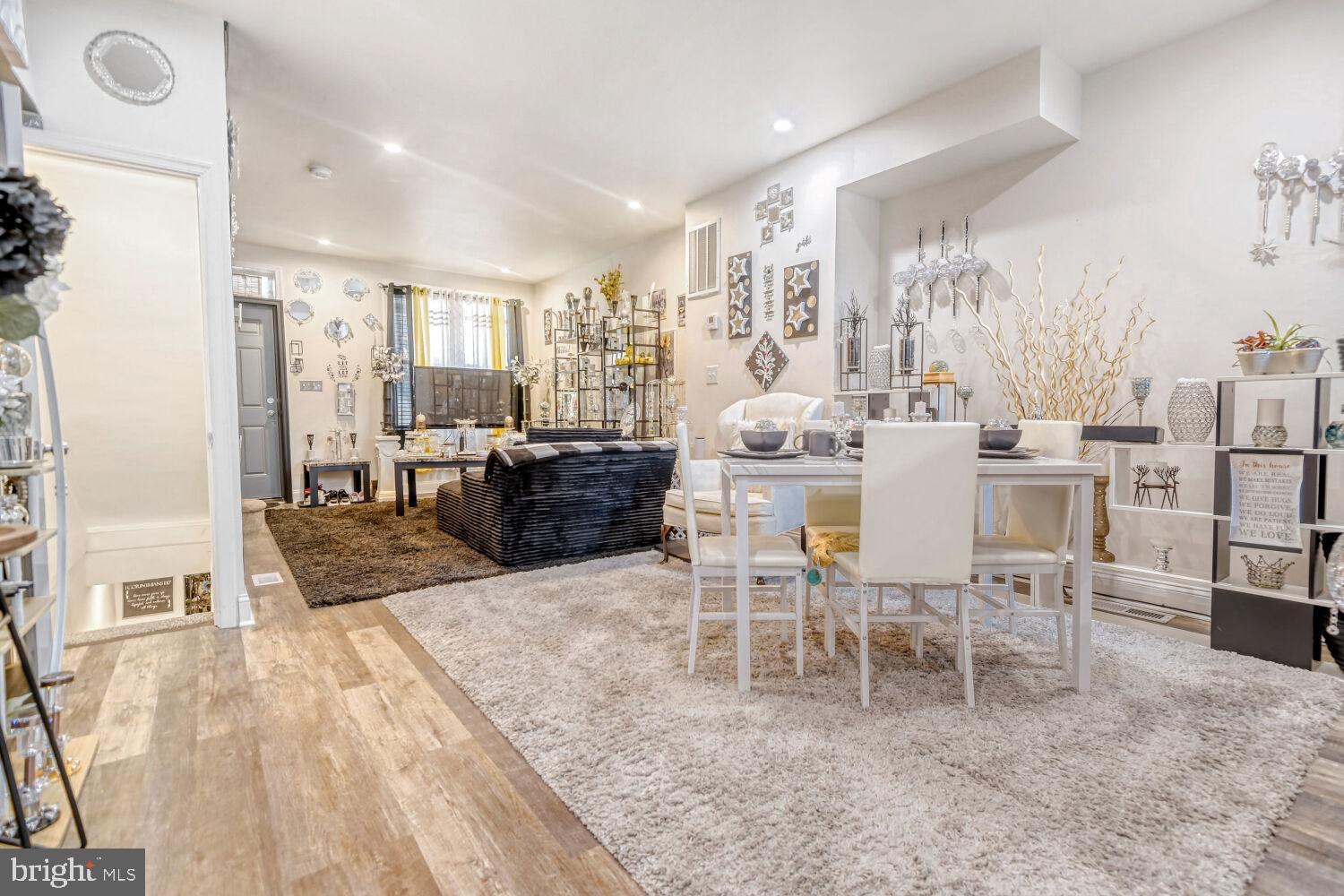 MONTEBELLO - Residential