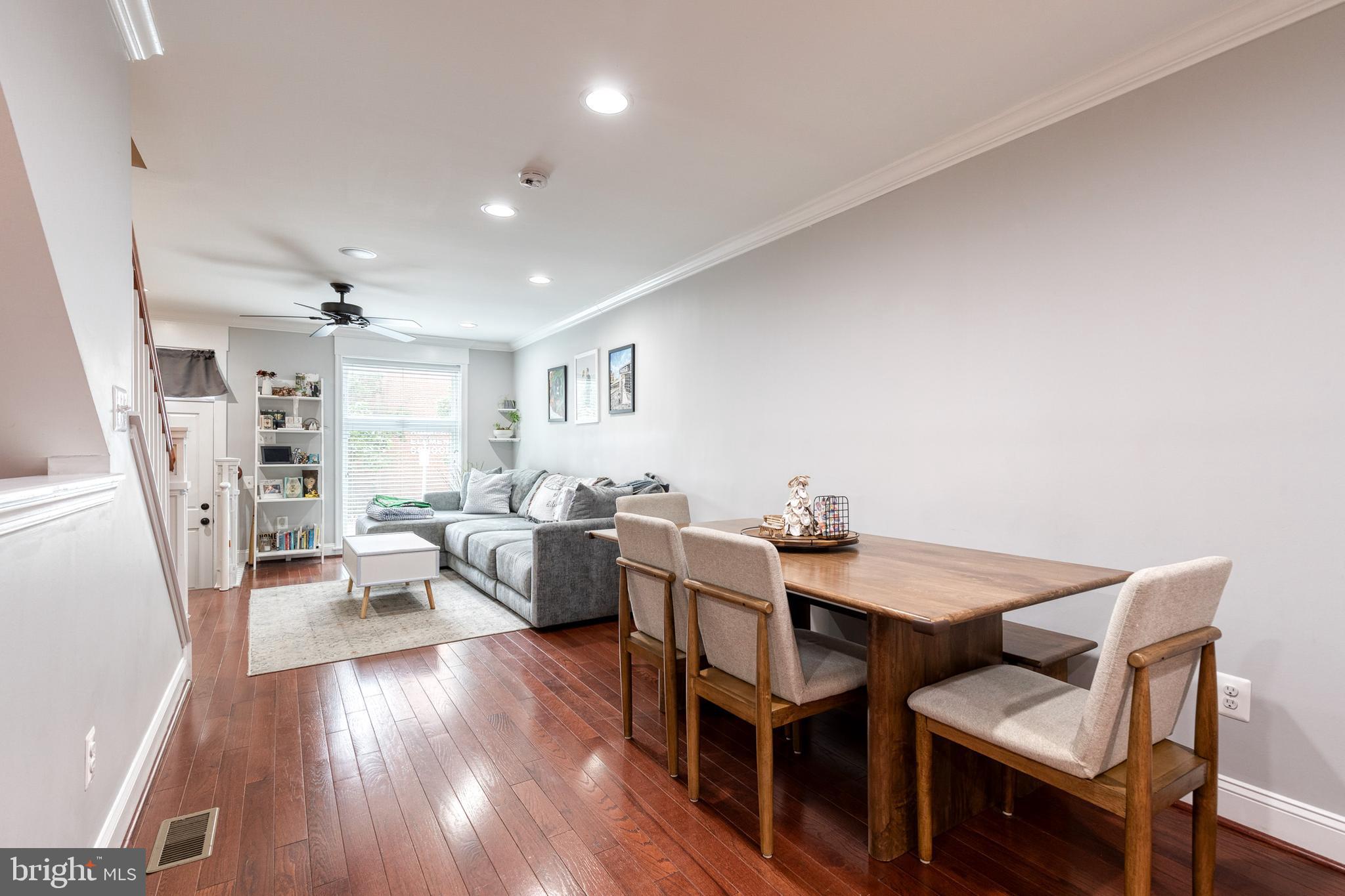 HIGHLANDTOWN - Residential