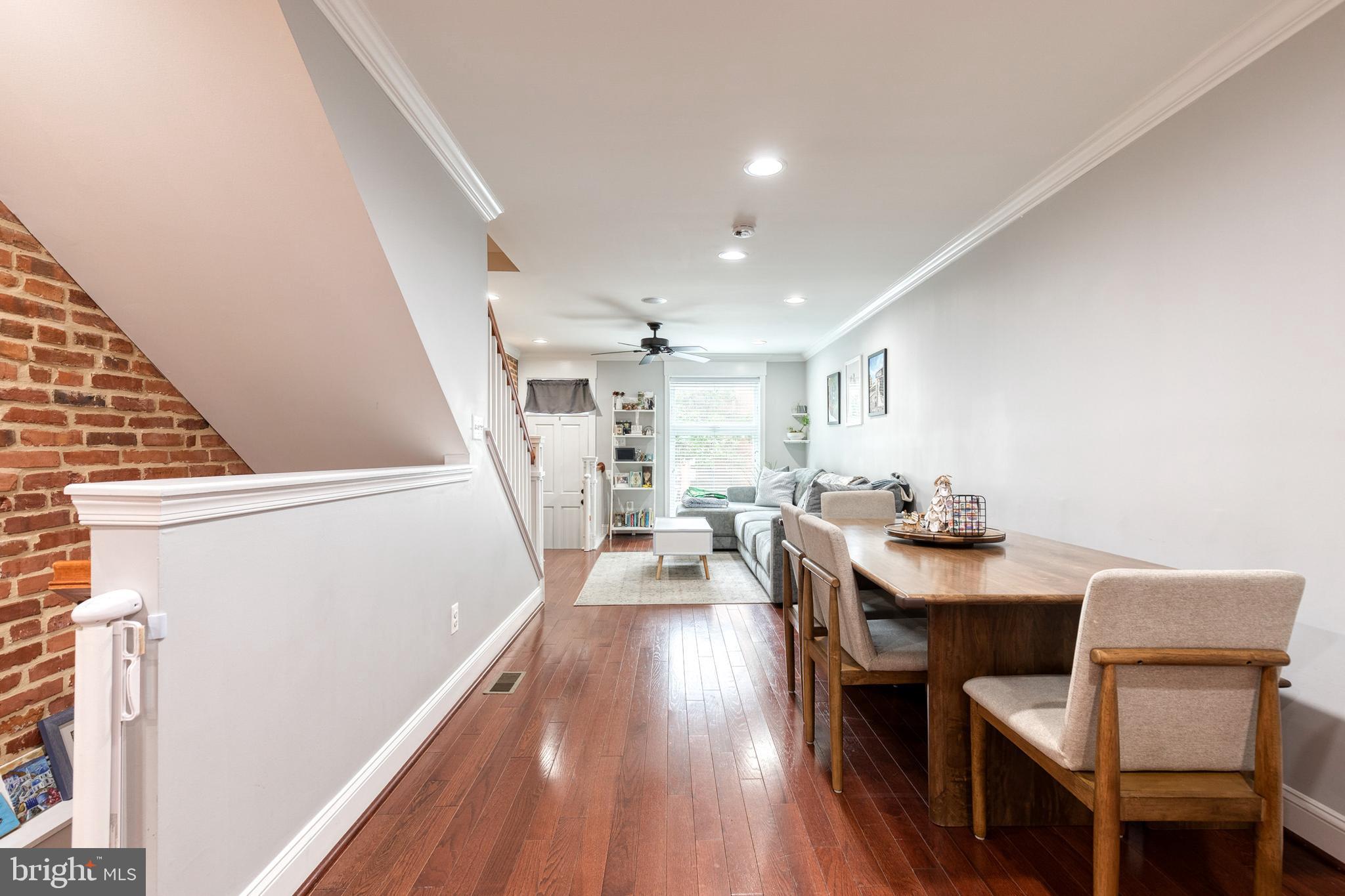 HIGHLANDTOWN - Residential