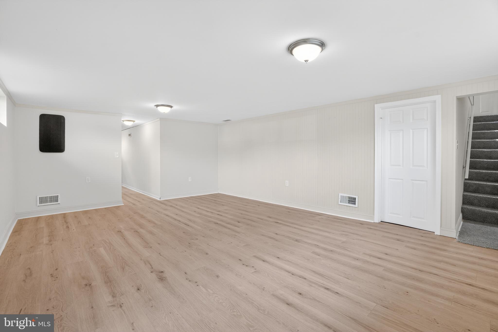 EASTBURN ACRES - Residential