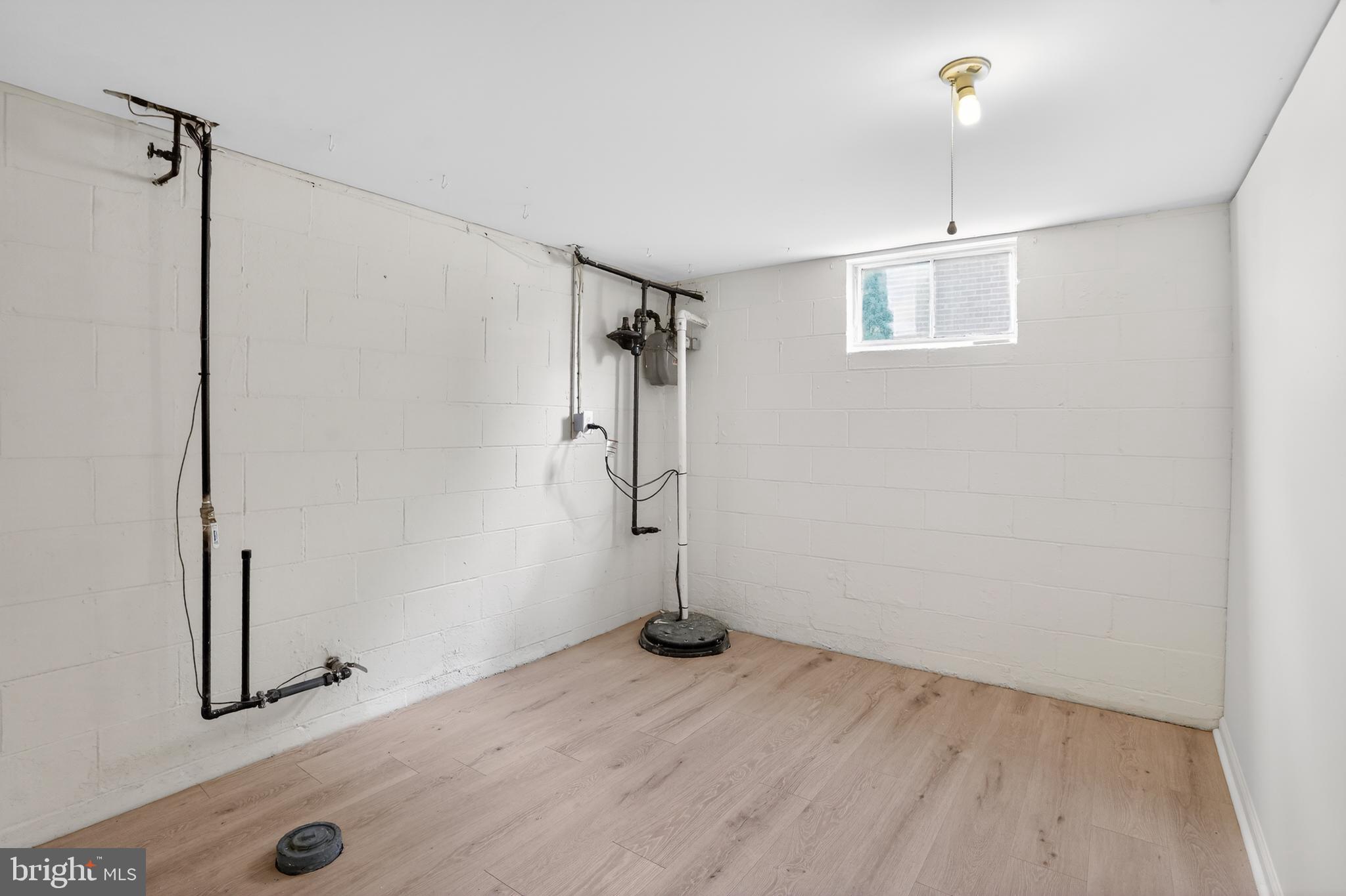 EASTBURN ACRES - Residential