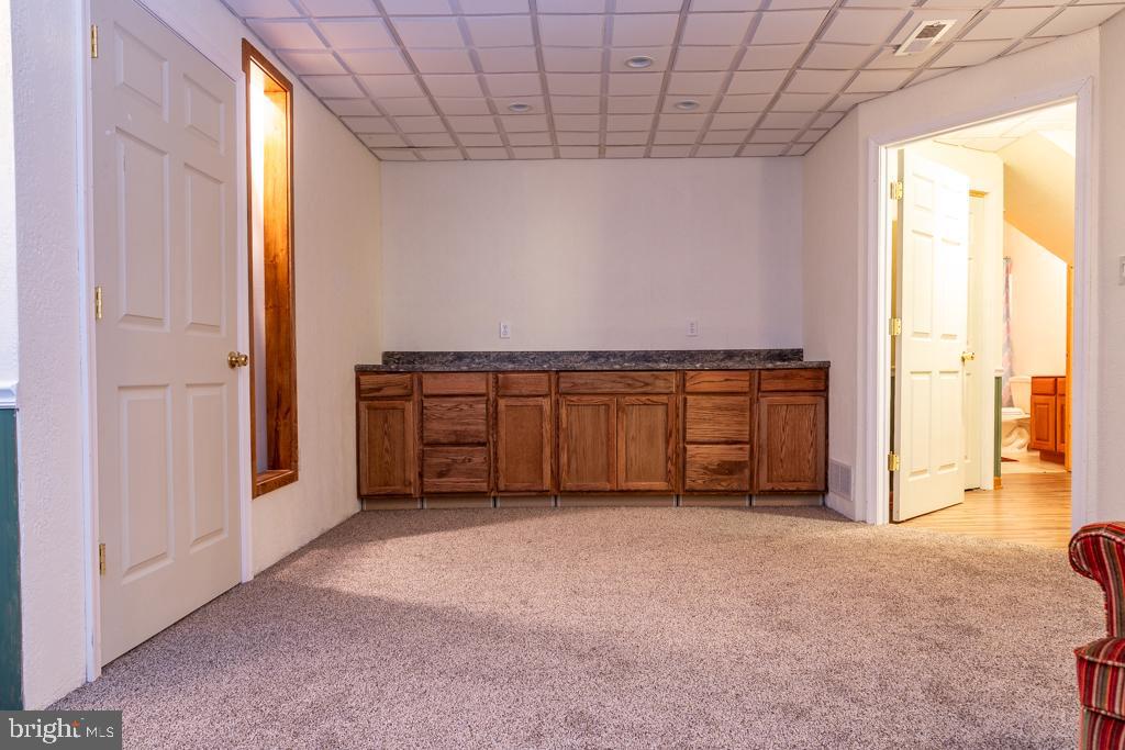 NONE UNRESTRICTED - Residential