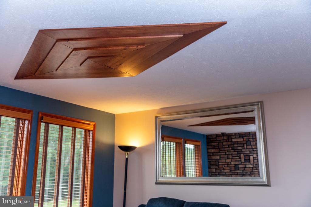 NONE UNRESTRICTED - Residential