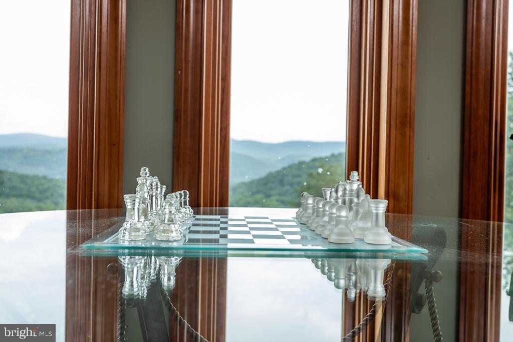 NONE UNRESTRICTED - Residential