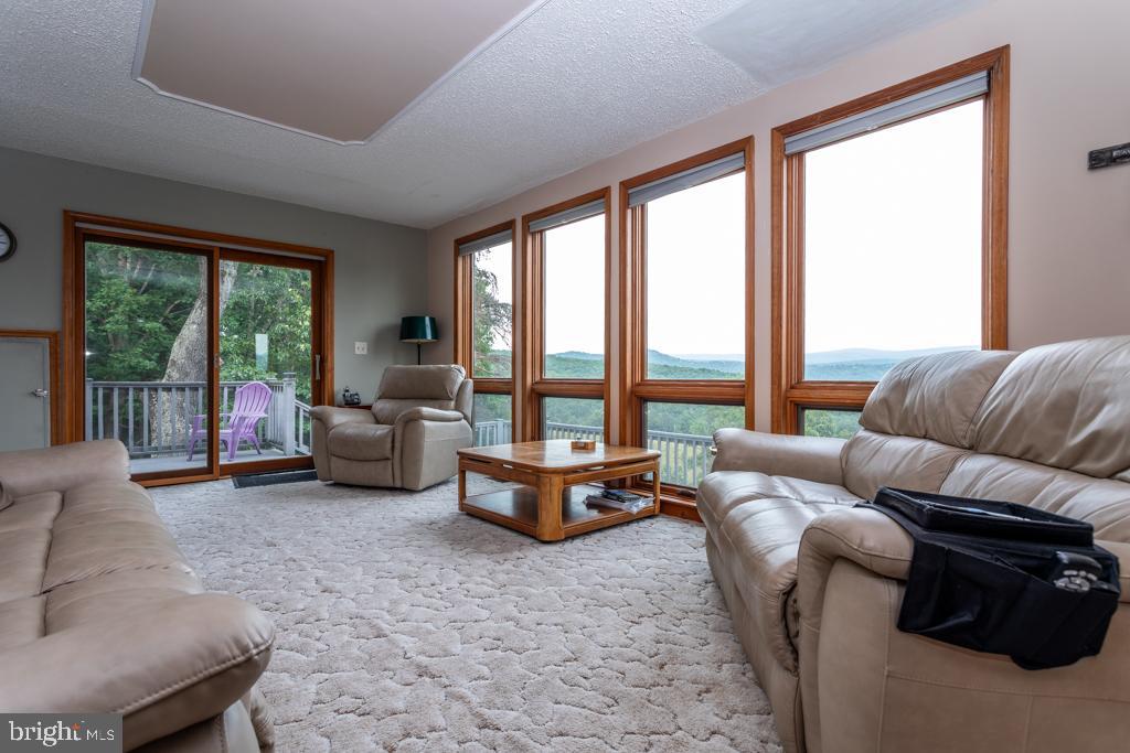 NONE UNRESTRICTED - Residential