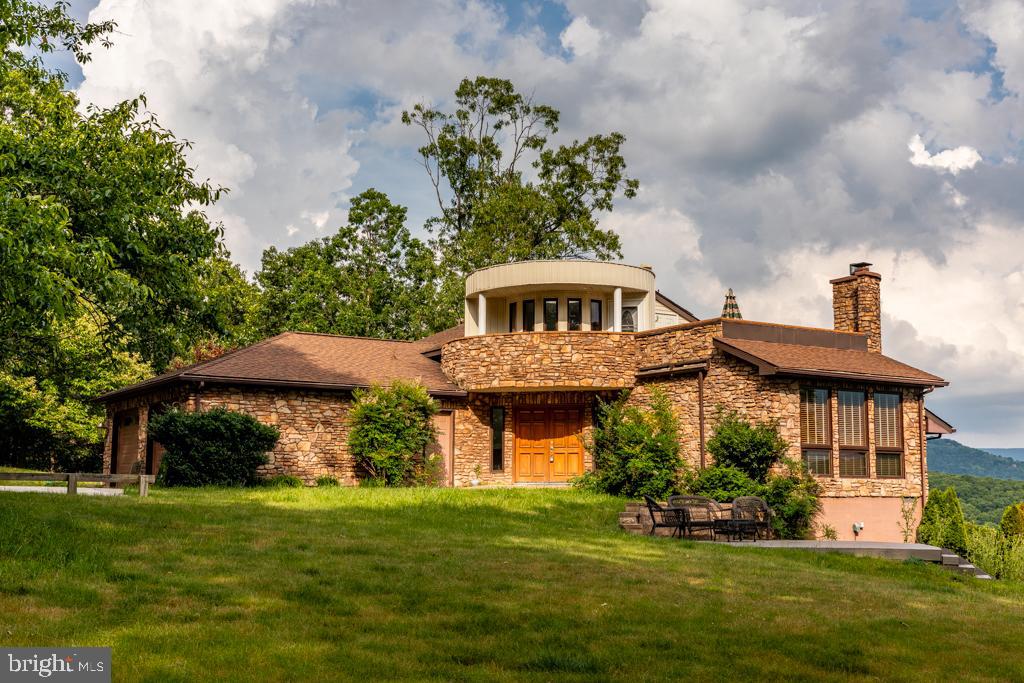 NONE UNRESTRICTED - Residential