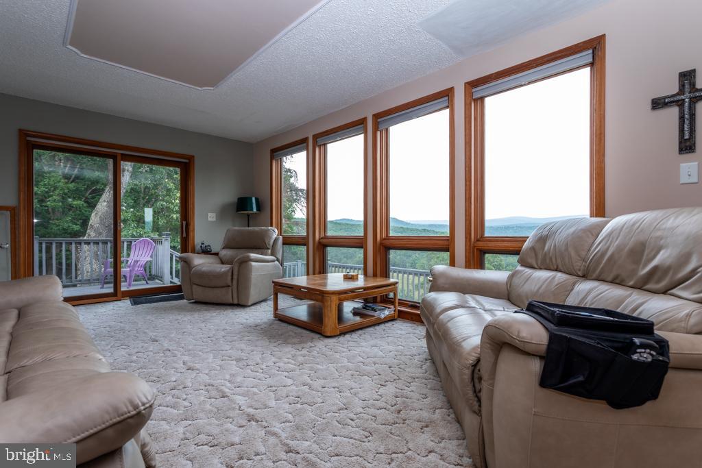 NONE UNRESTRICTED - Residential