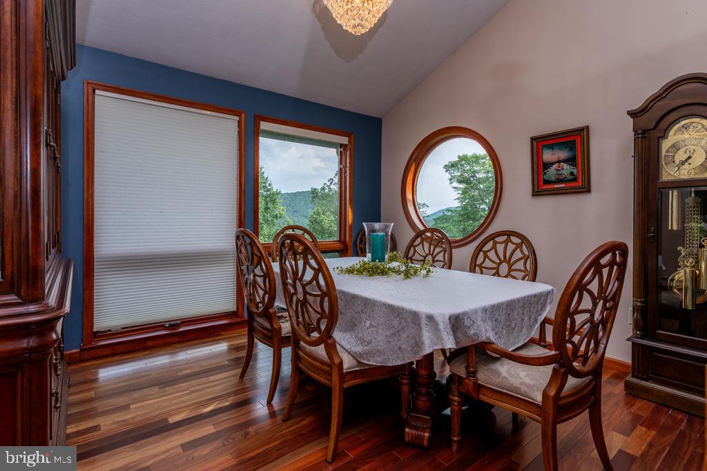 NONE UNRESTRICTED - Residential