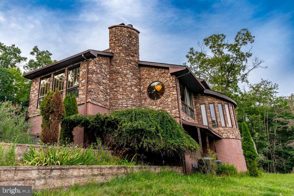 NONE UNRESTRICTED - Residential