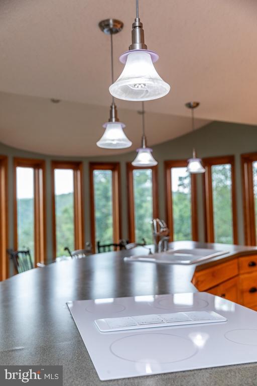 NONE UNRESTRICTED - Residential