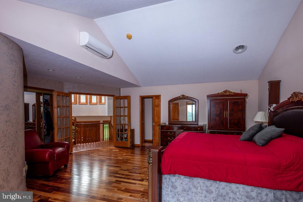 NONE UNRESTRICTED - Residential