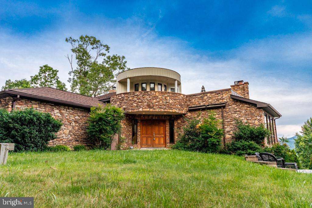 NONE UNRESTRICTED - Residential