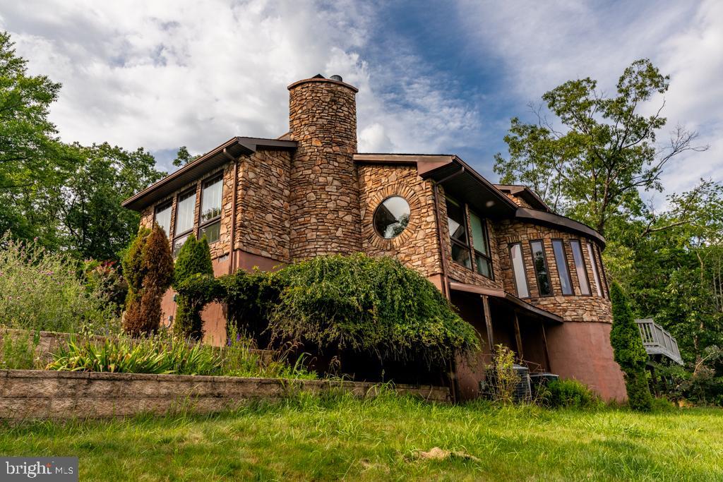 NONE UNRESTRICTED - Residential