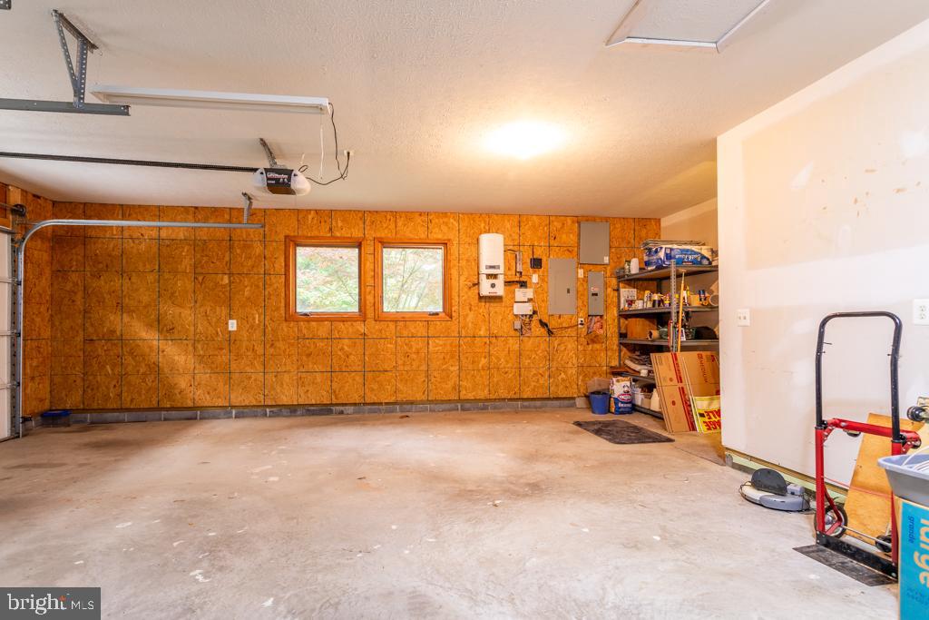 NONE UNRESTRICTED - Residential