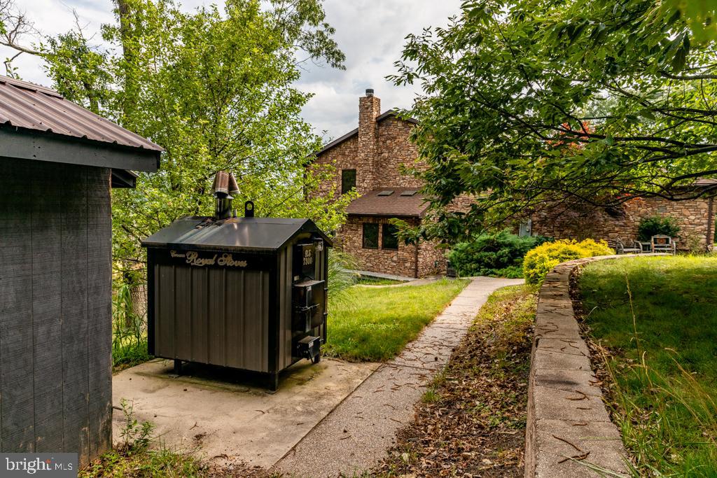 NONE UNRESTRICTED - Residential