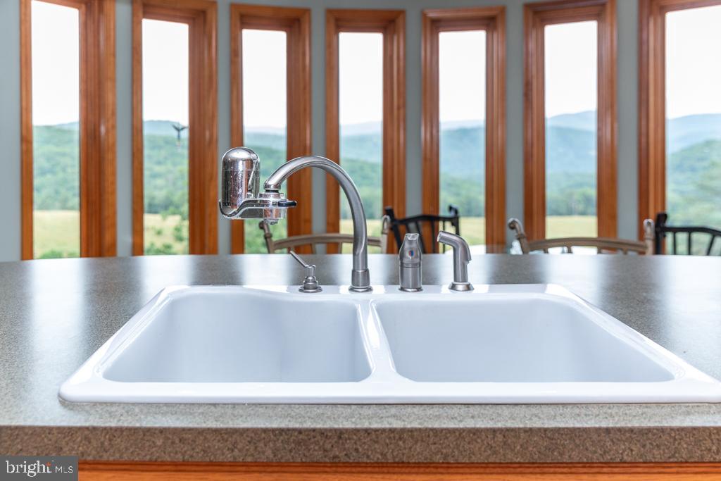 NONE UNRESTRICTED - Residential