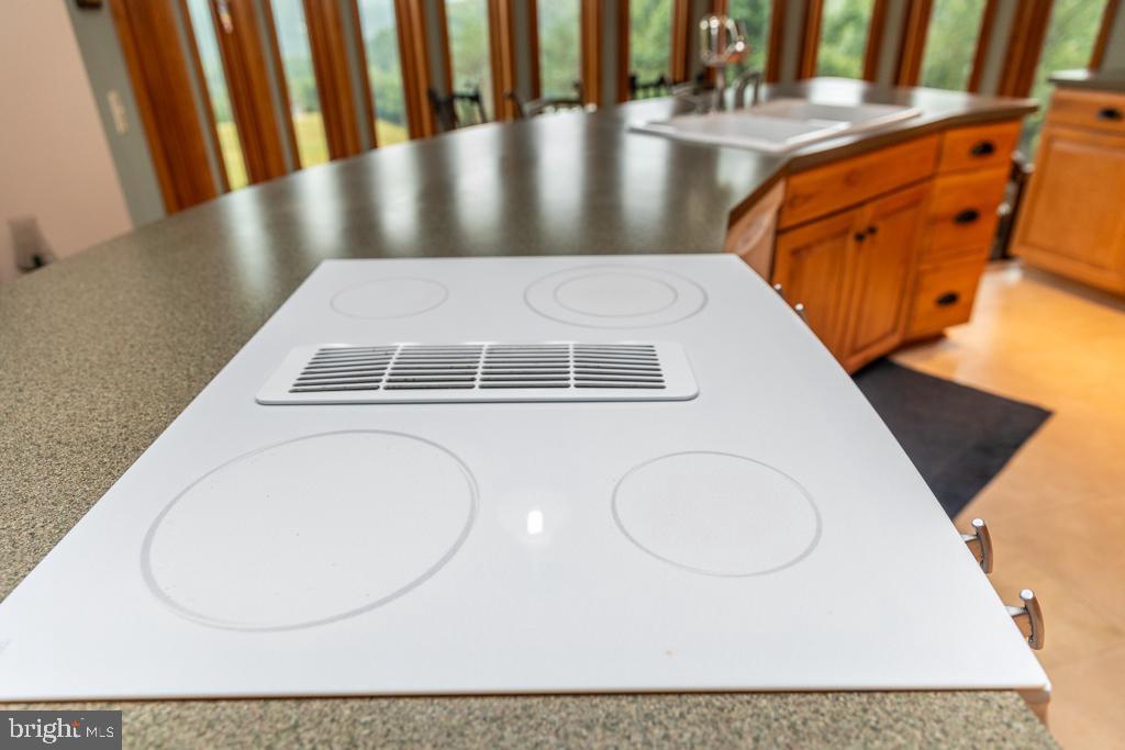 NONE UNRESTRICTED - Residential