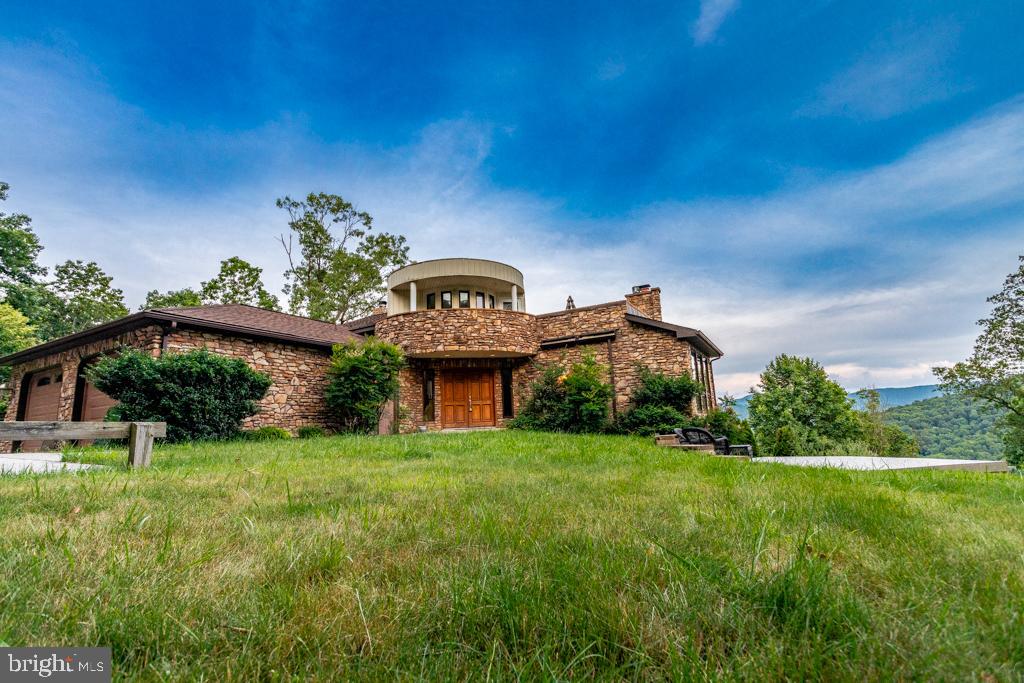 NONE UNRESTRICTED - Residential