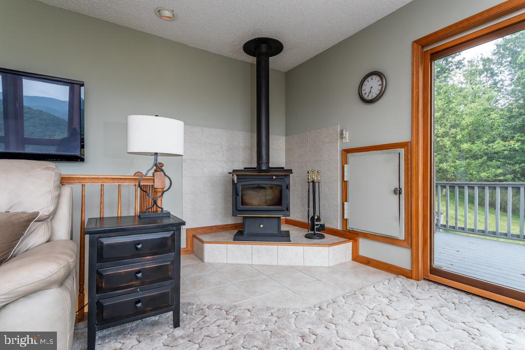 NONE UNRESTRICTED - Residential