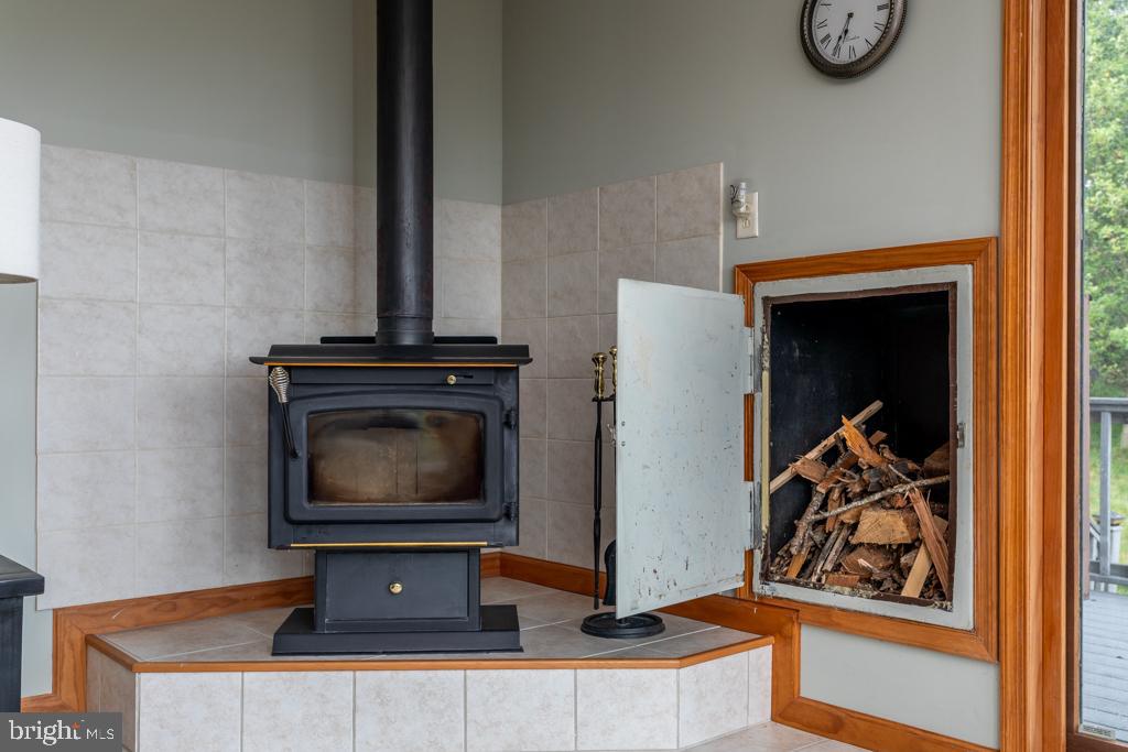 NONE UNRESTRICTED - Residential