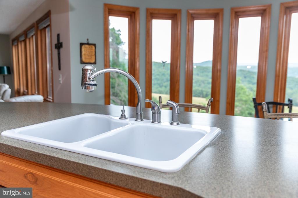 NONE UNRESTRICTED - Residential