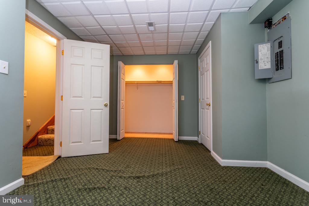 NONE UNRESTRICTED - Residential