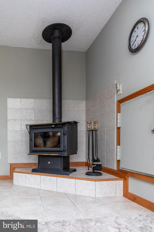 NONE UNRESTRICTED - Residential