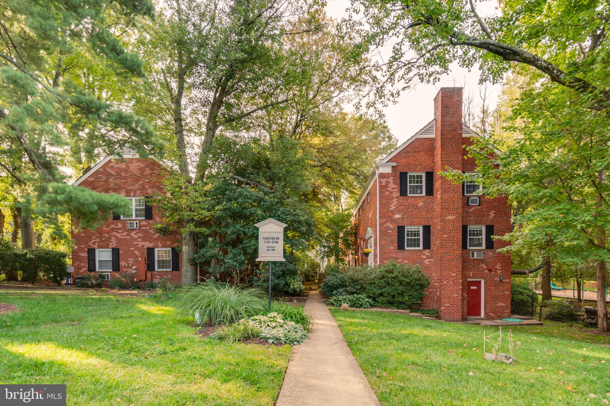 3756 GUNSTON ROAD