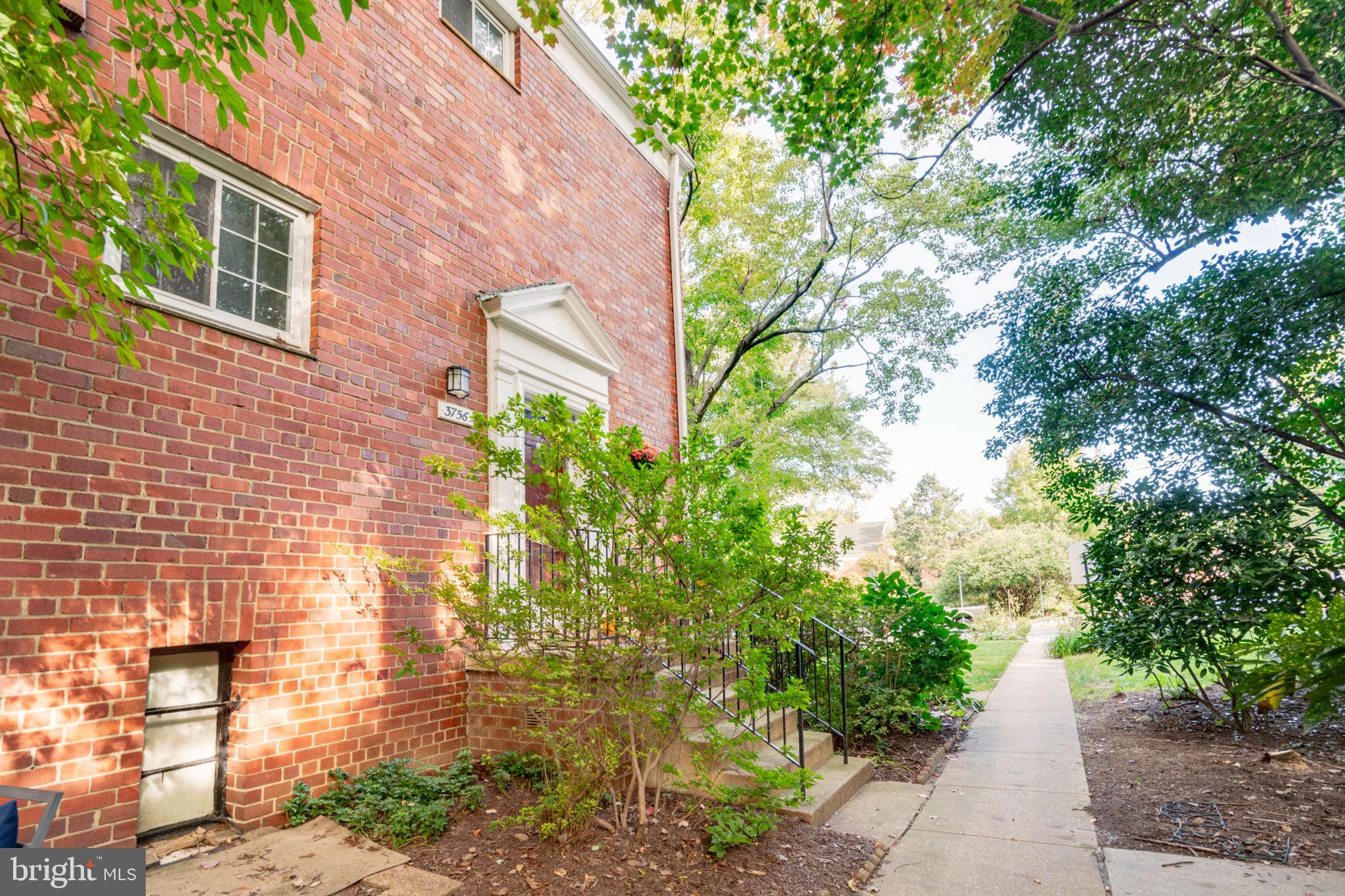 3756 GUNSTON ROAD