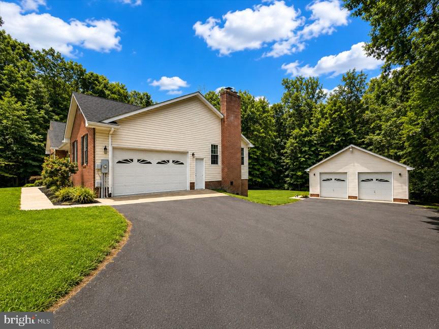 24490 OAK VALLEY LANE