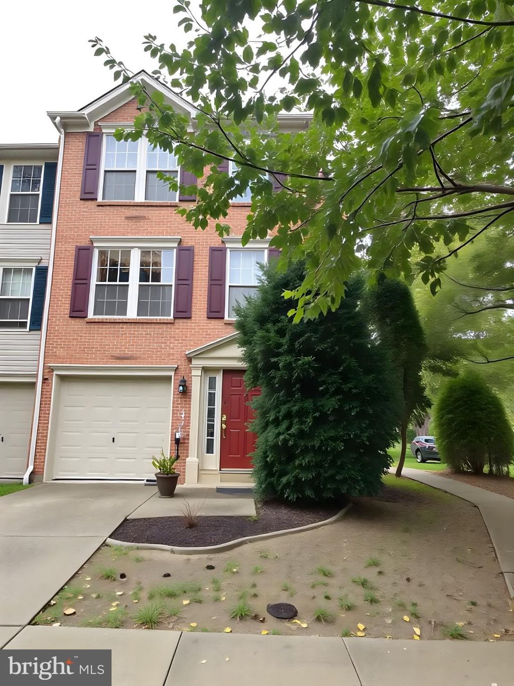 Photo of 18719 Harmony Woods Lane, GERMANTOWN, MD 20874 (MLS # MDMC2204444)