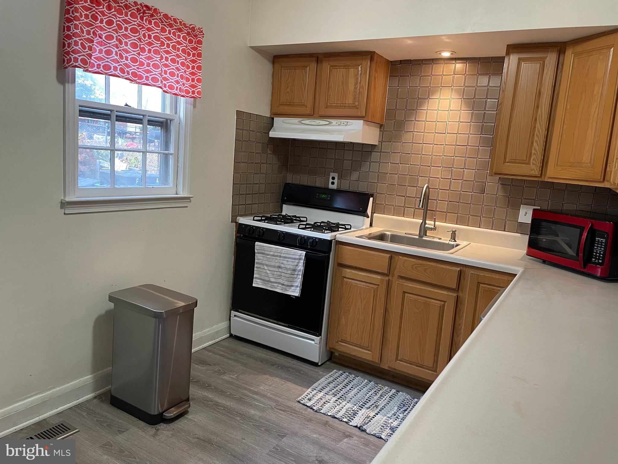 ROSEDALE - Residential