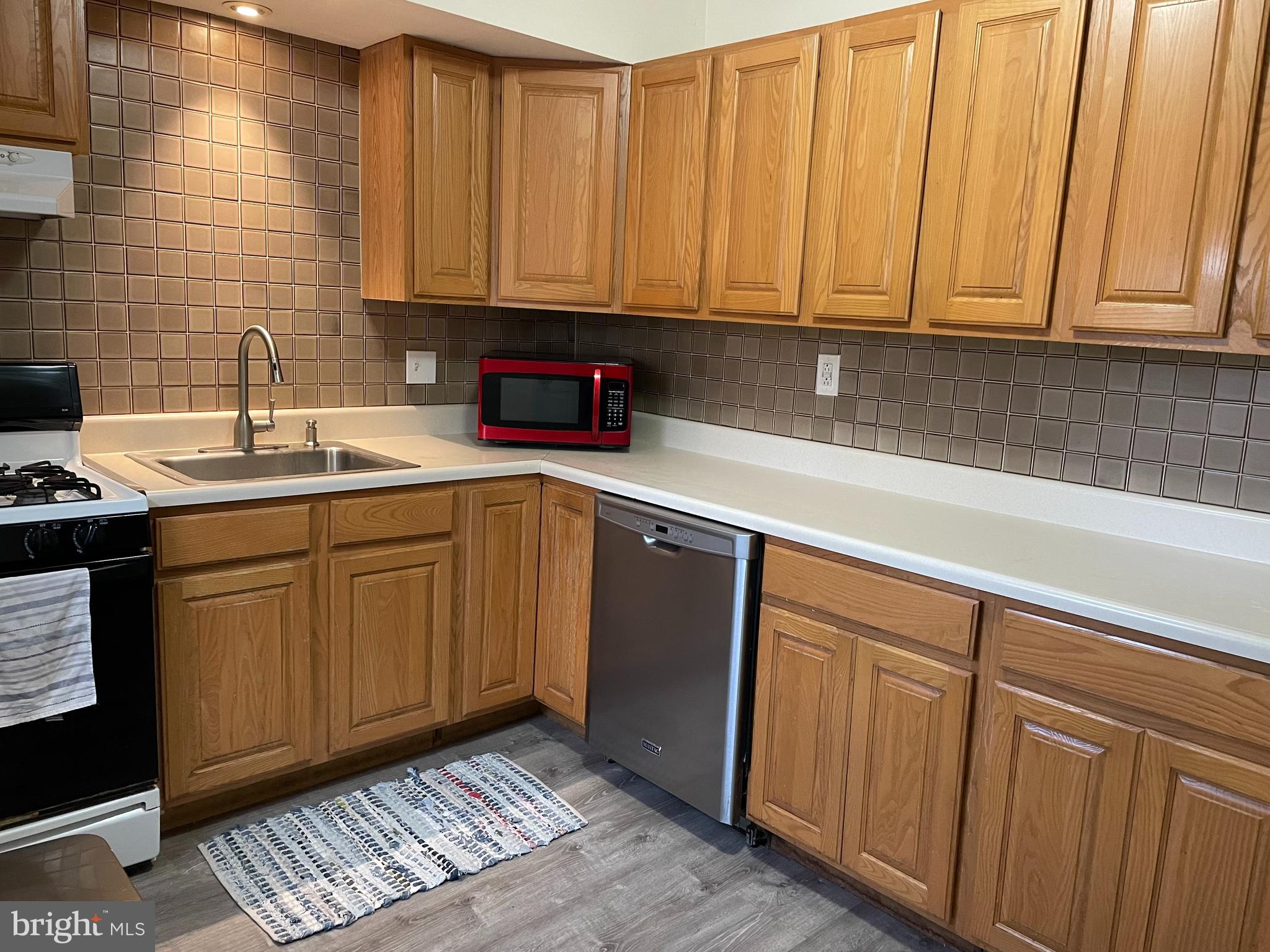 ROSEDALE - Residential