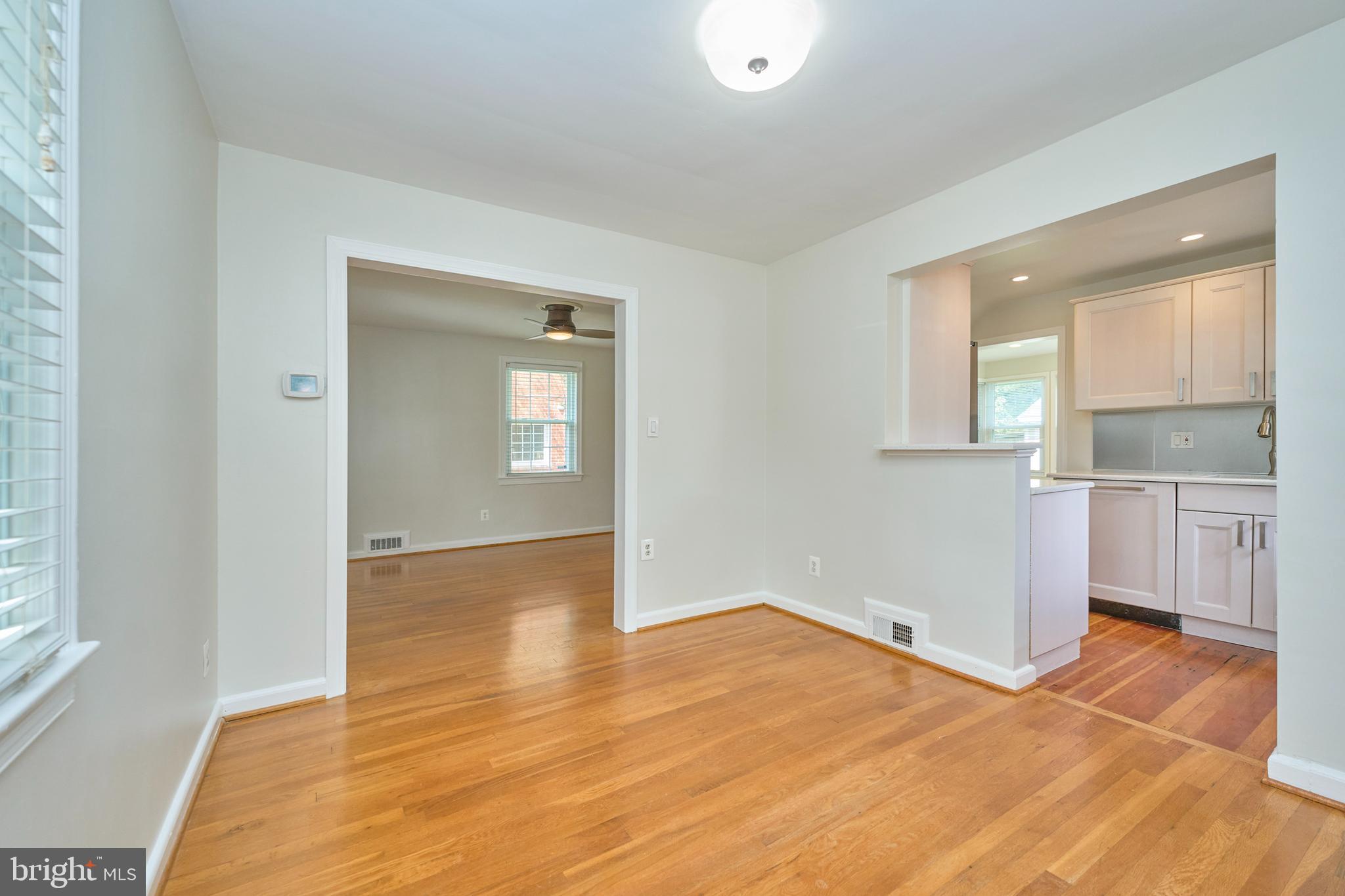 GLEBE MANOR - Residential Lease