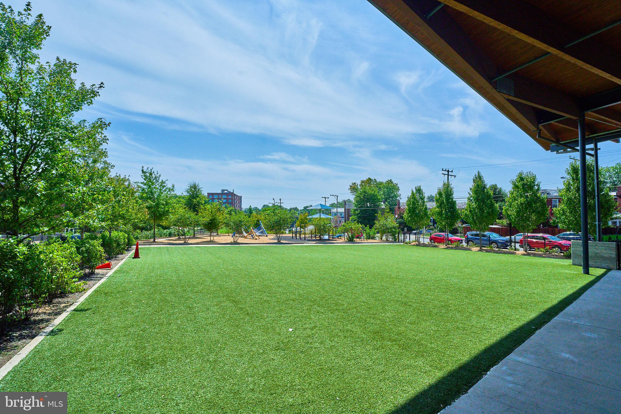 GLEBE MANOR - Residential Lease