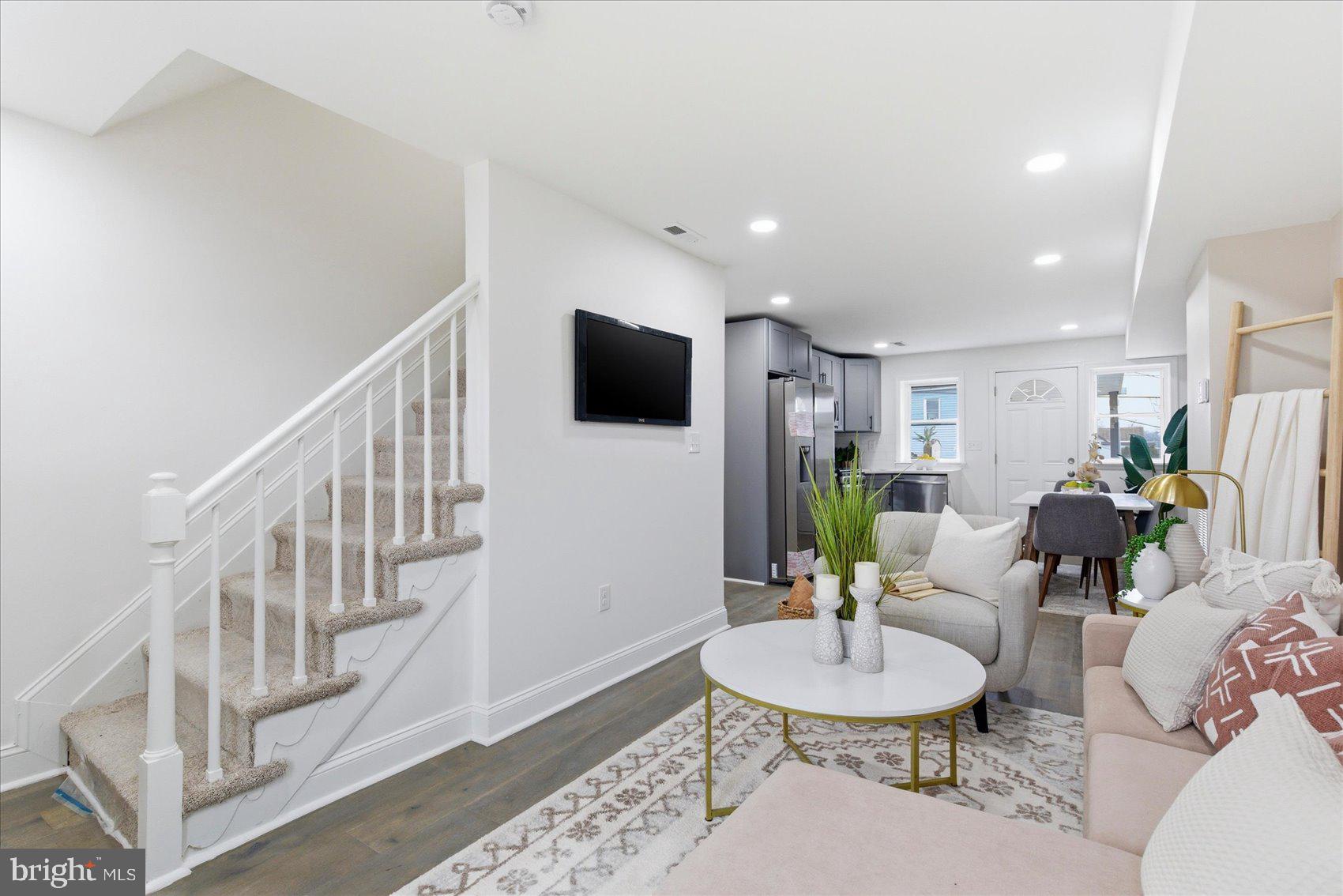 SAINT JOSEPHS - Residential