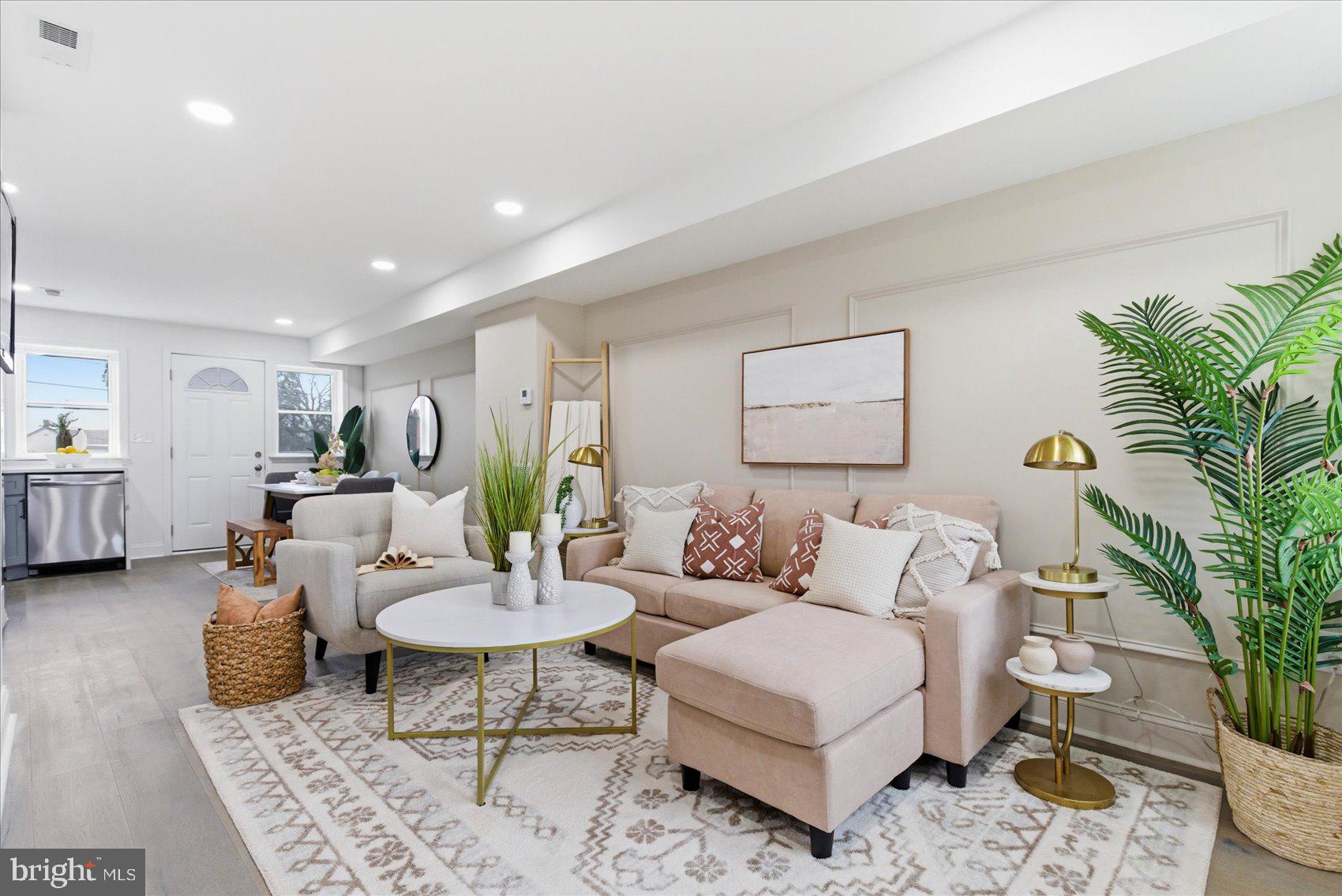 SAINT JOSEPHS - Residential