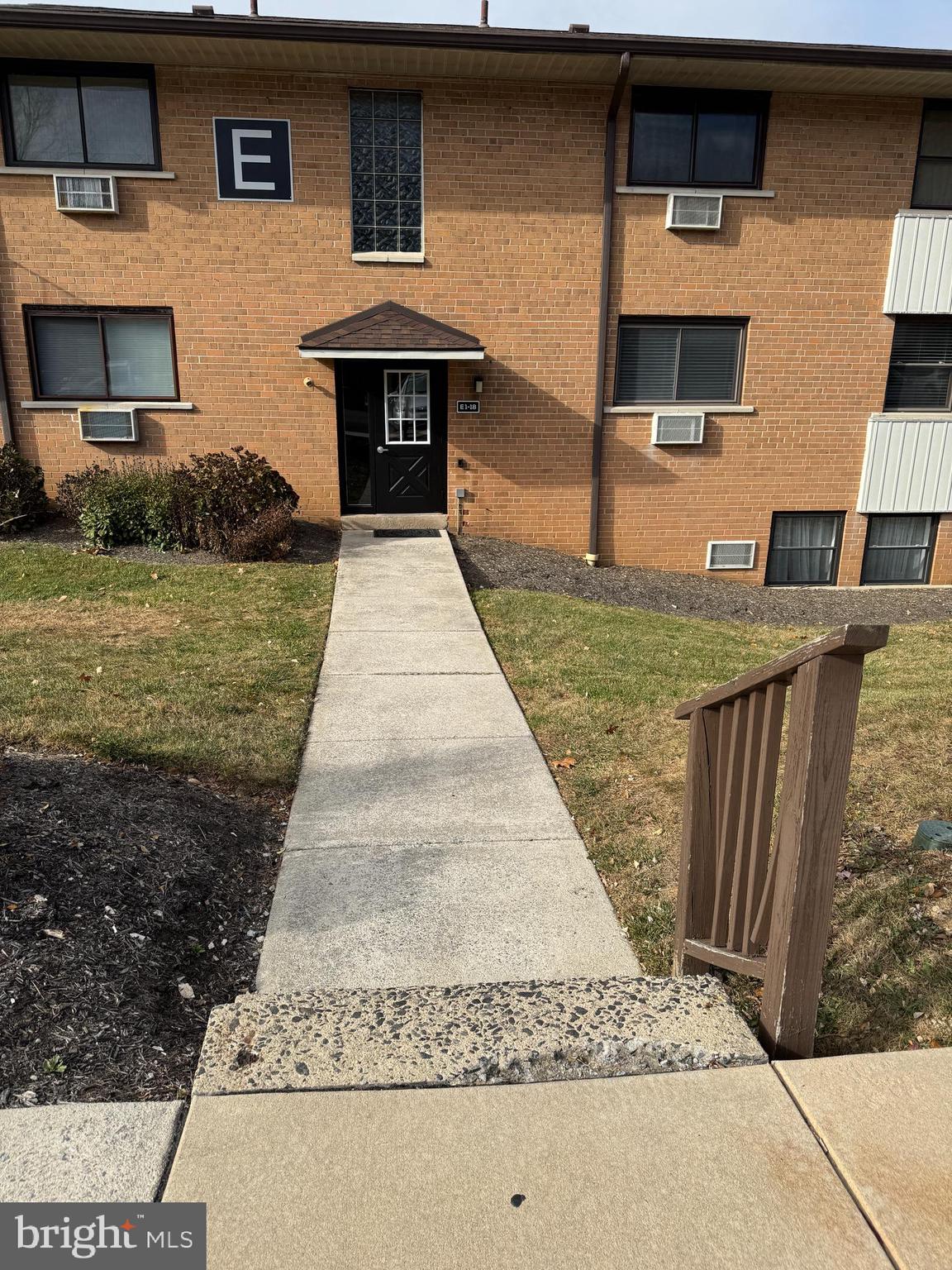 RIDDLE GLEN - Residential Lease