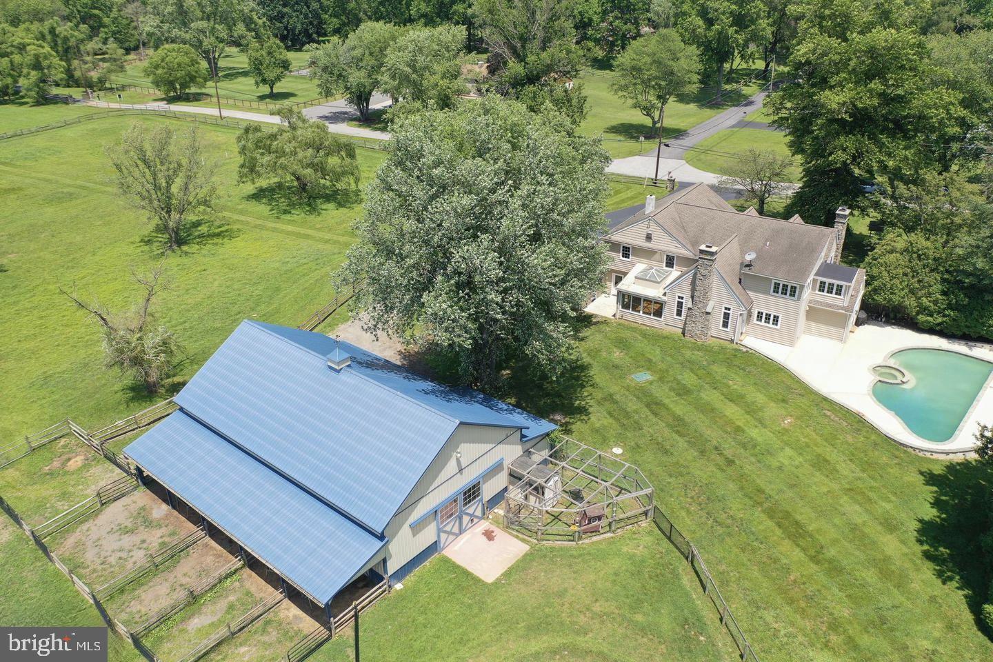 RADNOR HUNT - Residential