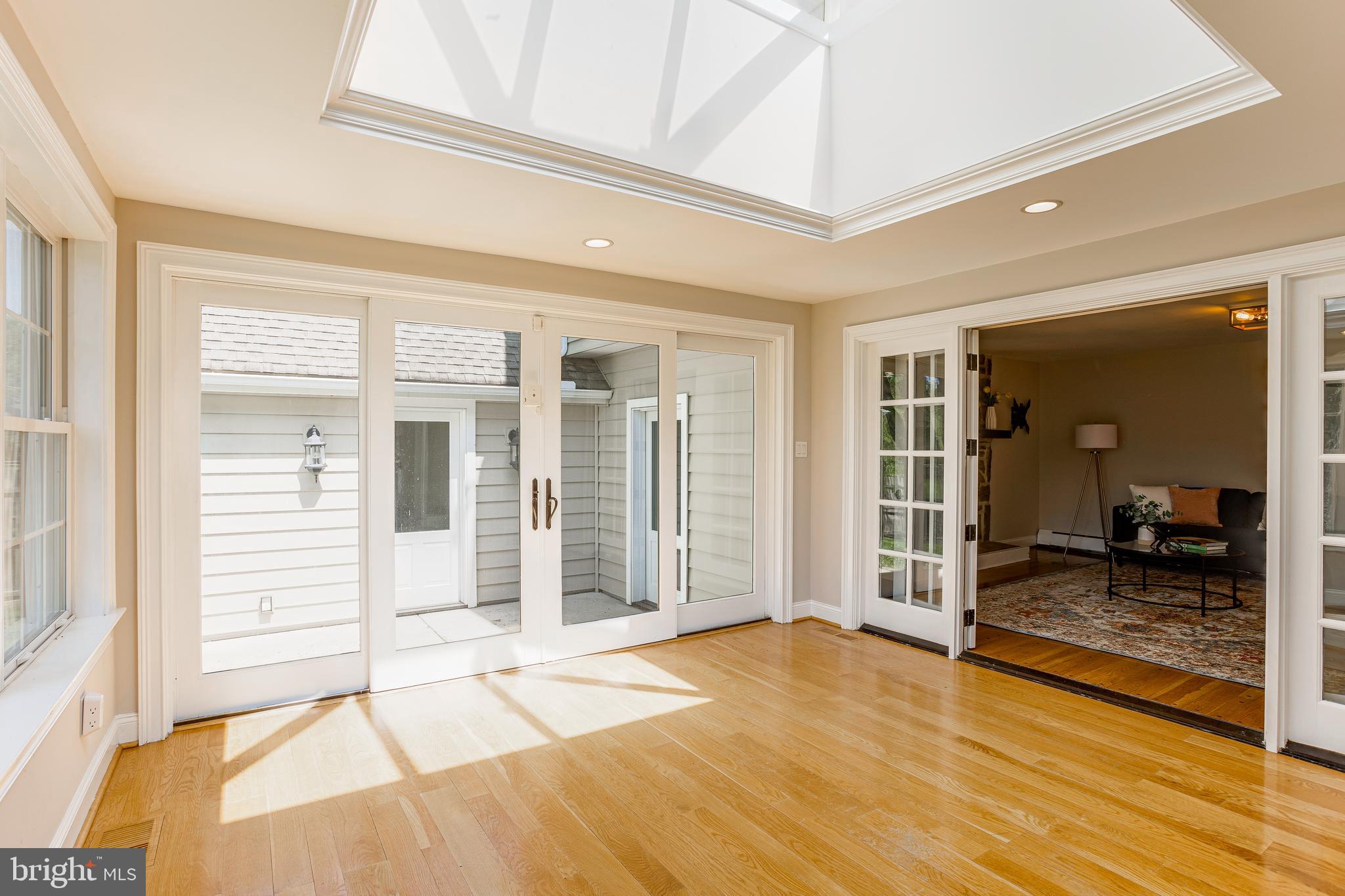 RADNOR HUNT - Residential