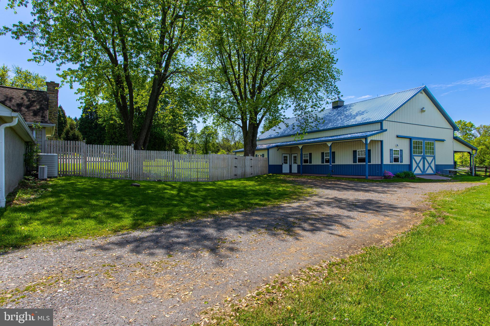 RADNOR HUNT - Residential