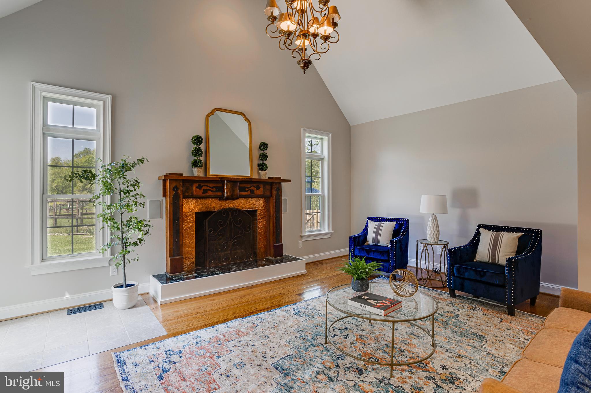 RADNOR HUNT - Residential