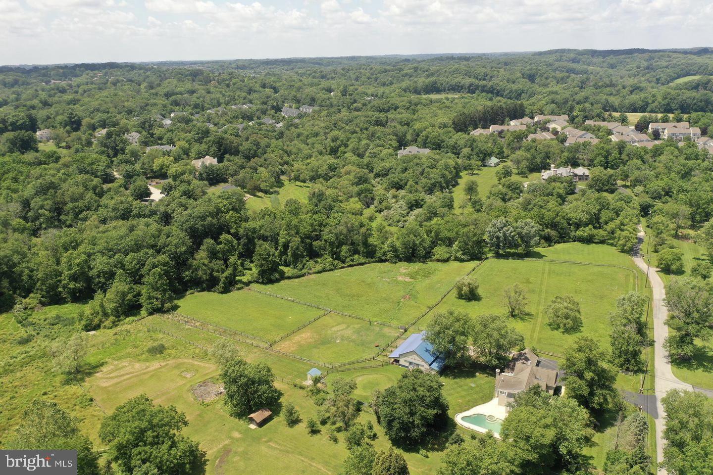 RADNOR HUNT - Residential