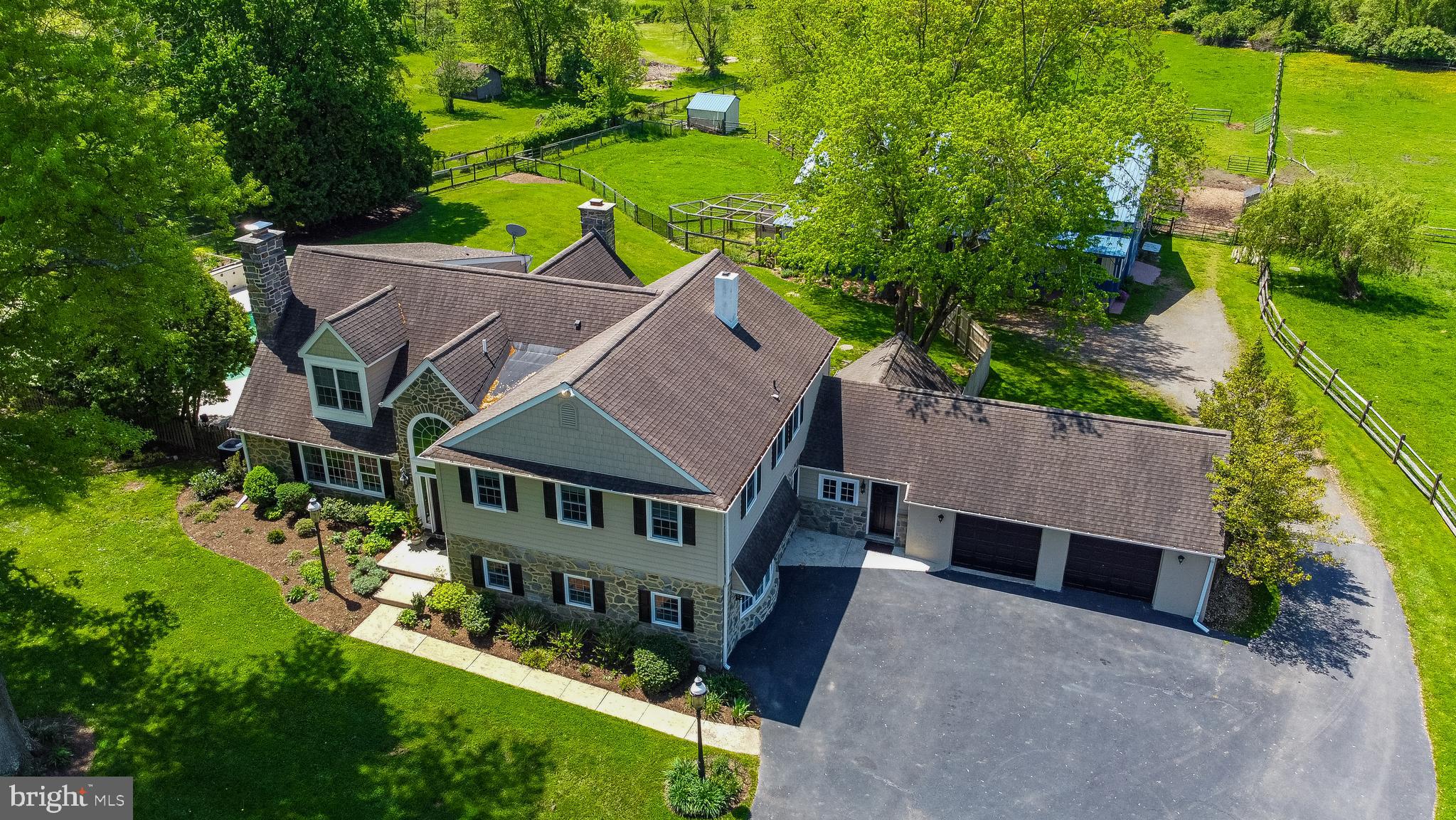 RADNOR HUNT - Residential