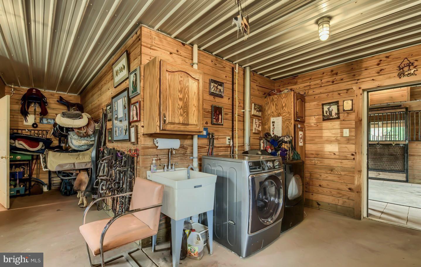 RADNOR HUNT - Residential