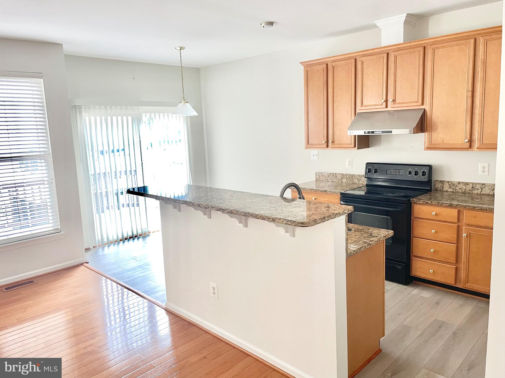 SOUTH RIDING - Residential Lease